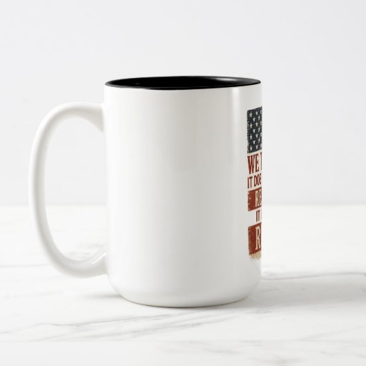 We the People Reread Flag Quote Tweekleurige Koffiemok (Links)