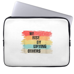 We verhogen door andere Motivatie offertes op te h Laptop Sleeve