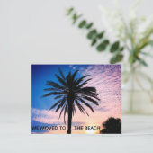 We verhuisden naar het Beach Palm Tree Home-startp Aankondiging (Staand voorkant)