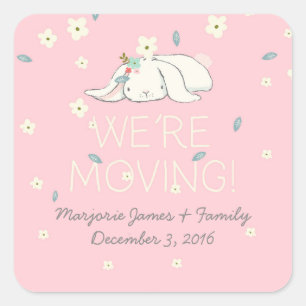 We verplaatsen roze en beige Bunnies met bloemen Vierkante Sticker