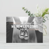 We verwachten een aankondiging van de zwangerschap (Staand voorkant)