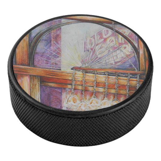 We vliegen allemaal rond hetzelfde licht. hockey puck (3/4)