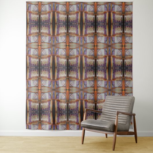 We vliegen allemaal rond hetzelfde licht. wandkleed (In situ)