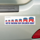 We voeden onze Bumpersticker met kinderen. (Op auto)