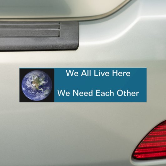 We wonen hier allemaal bumpersticker (Op auto)