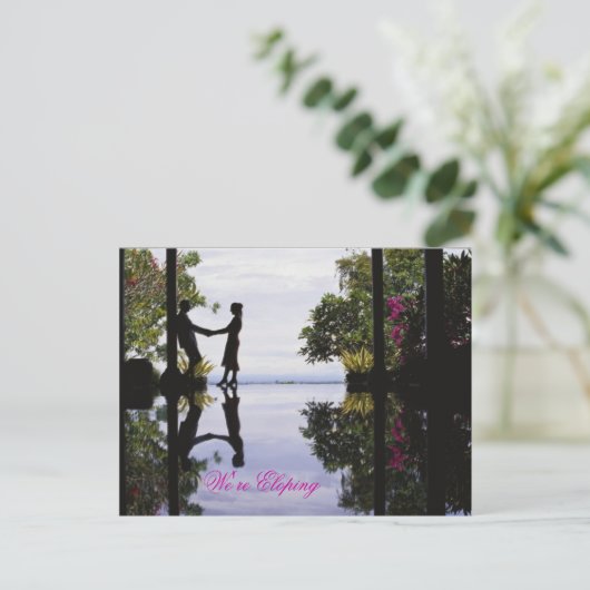 We zijn aan het rondlopen aankondigingskaart (Staand voorkant)