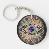 We zijn allemaal dezelfde bloedeenheid sleutelhanger (Voorkant)