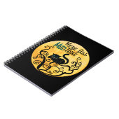 We zijn allemaal hier, Cheshire Cat Notitieboek (Linkerzijde)