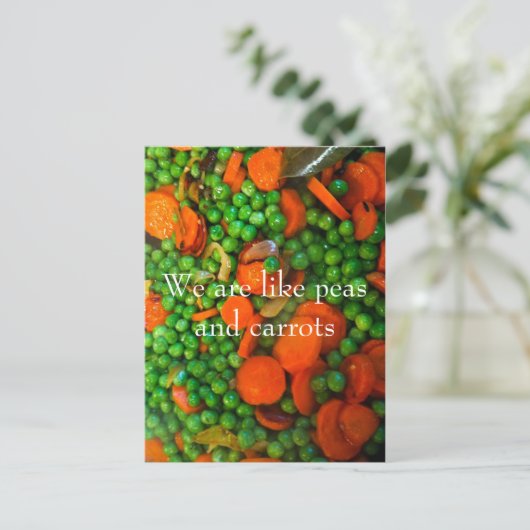 We zijn als erwten en wortelen briefkaart (Staand voorkant)