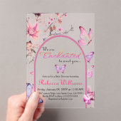 We zijn betoverd door het Pink Butterfly Baby show Acryl Uitnodigingen (Insitu (Draagbaar))