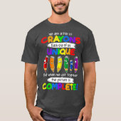 We zijn een doos van Crayons elk van ons uniek T-shirt (Voorkant)