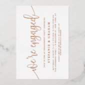 We zijn een 'Engaged Roos Gold Foil Engagement Par Folie Uitnodiging (Voorkant)