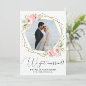 We Zijn Getrouwd Blush Bloemstuk Gevluchte Aankond Kaart (Staand voorkant)