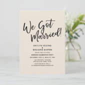 We Zijn Getrouwd! Casual Script Cream Ontvangst Kaart (Staand voorkant)