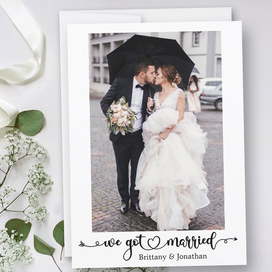 We zijn getrouwd kalligrafie hart foto bruiloft aankondiging