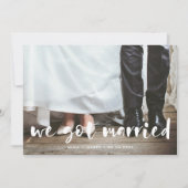 We zijn getrouwd met een moderne scriptfotokaart aankondiging (Voorkant)