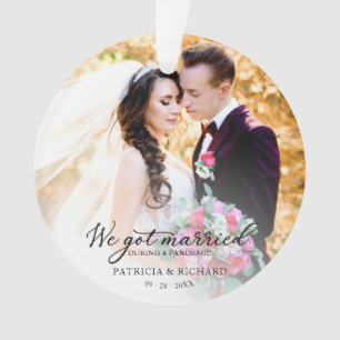 We Zijn Getrouwd Tijdens een Pandemie Foto Chic Sc Ornament