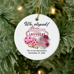 WE ZIJN GEVLUCHT! Las Vegas thema huwelijksaankond Keramisch Ornament