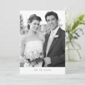 We Zijn Gevlucht Moderne Minimalistische Zwart en Aankondiging (Staand voorkant)