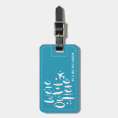 We zijn hier weg | De heer & mevrouw Pas getrouwd  Bagagelabel (Voorkant verticaal)