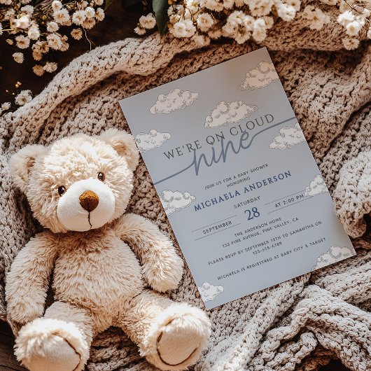 We zijn op Cloud Nine Hand Drawn Clouds Baby showe Kaart