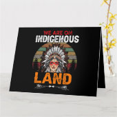 We zijn op het inheemse land op een grappig autoch kaart (Gele Bloem)