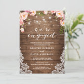 We zijn verbonden met de Roustic Floral Lace Engag Kaart (Staand voorkant)