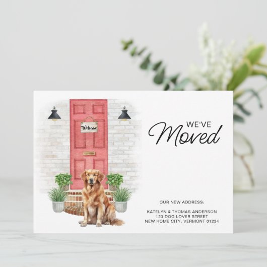 We zijn verhuisd Golden Retriever Rode Deur Hond V Aankondiging (Staand voorkant)