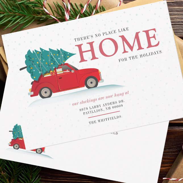 We zijn verhuisd voor de Feestdagen Bewegende Aank (Home Sweet Christmas Red Car Moving Announcement Change of Address Card)