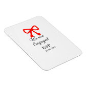 We zijn verloofd en voegen naamletter rode boog mo magneet (Rechterzijde)