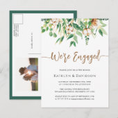 We zijn verloofd Eucalyptus Floral Simple Verlovin Uitnodiging Briefkaart (Voorkant / Achterkant)