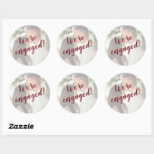 We zijn verloofd foto envelop ronde sticker (Vel)