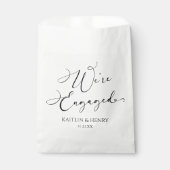 We zijn verloofd met Elegant Minimalist Engagement Bedankzakje (Voorkant)