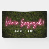 We zijn verloofd met Pink Neon verlovingsfeest Spandoek (Horizontaal)