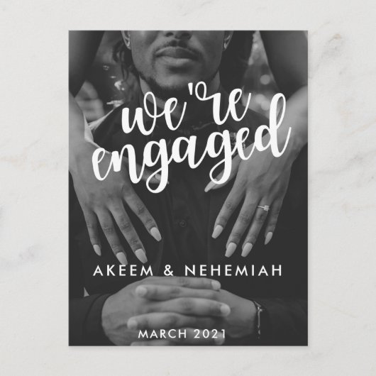 We zijn verloofd|Moderne twee foto's Elegant Feestdagenkaart (Voorkant)