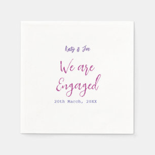 We zijn verloofd paarse roze naam datum elegante s servet