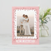 We zijn verloofd Pink Hearts Photo Engagement Part Kaart (Staand voorkant)