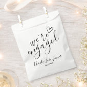 We zijn verloofd Verlovingsfeest Zwart en Wit Bedankzakje (Geknipt)