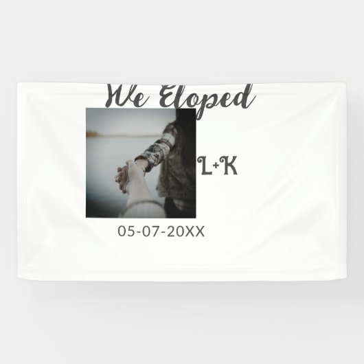 We zijn weggelopen, net getrouwd, foto naam letter spandoek (Horizontaal)