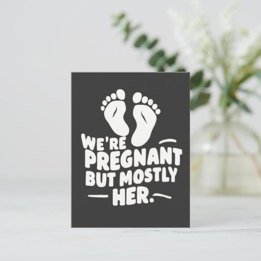 We zijn zwanger, maar meestal haar grappige zwange aankondigingskaart (Staand voorkant)