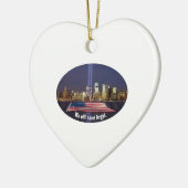 We zullen nooit 9-11 toespelingen vergeten keramisch ornament (Links)