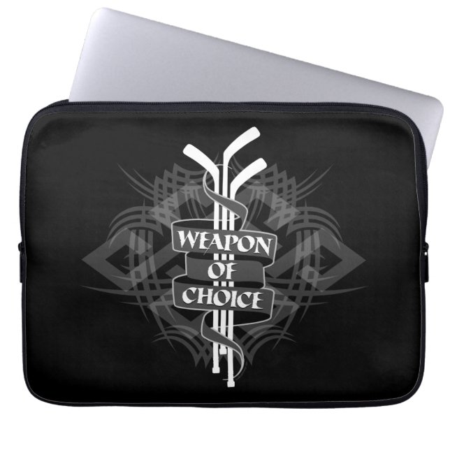 Weapon of Choice (Hockey) Laptop Sleeve (Voorkant)