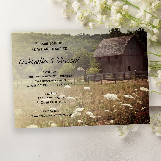 Weathered Barn Country Wedding Kaart
