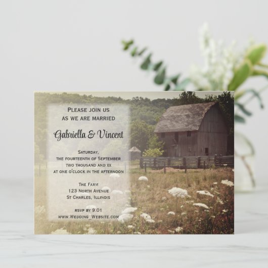 Weathered Rustic Barn Country Wedding Kaart (Staand voorkant)