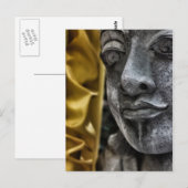 Weathered Statue Face and Yellow Silk Briefkaart (Voorkant / Achterkant)