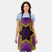 Weave Mandala Paars en Geel Schort (Gedragen)