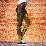Weave Mandala Yellow en Oranje Leggings<br><div class="desc">Deze funky mandala is geel en oranje in een mand-weefstijl. Psychedelische visuals voor de moderne hippie of iedereen die van grove kleuren houdt.</div>