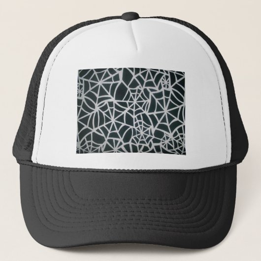 Web of Mystery: Delicate Trap - White Spider Trucker Pet (Voorkant)