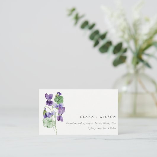  website Chic Violet Floral Bunch Wedding Informatiekaartje (Staand voorkant)