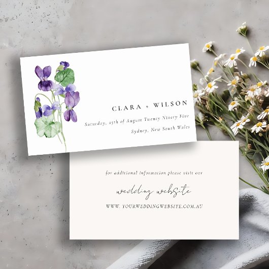  website Chic Violet Floral Bunch Wedding Informatiekaartje